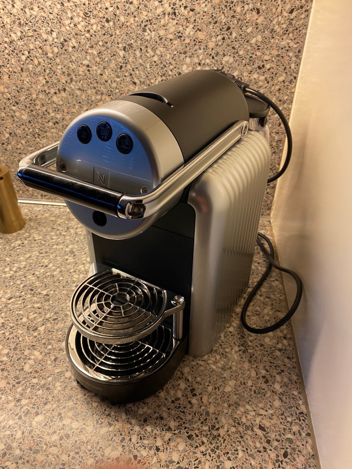 Nespresso  Zenius professionele koffiemachine, Ophalen, Koffiemachine, Zo goed als nieuw, 1 kopje