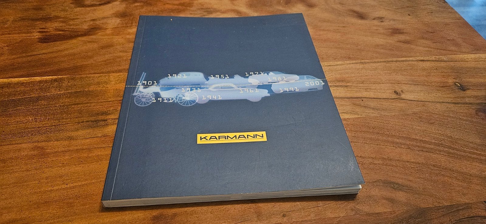 Karmann boek - Geschiedenis van Karmann auto's, Ophalen of Verzenden, Zo goed als nieuw, Algemeen, Onbekend