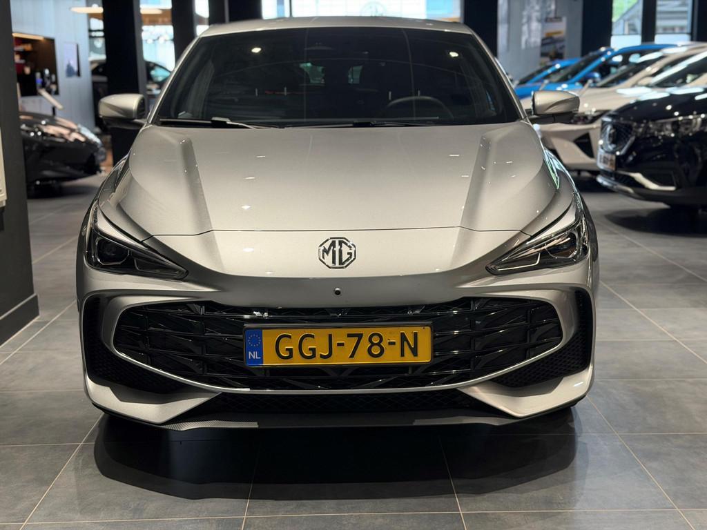 MG 3 1.5 Hybrid+ Luxury, Auto's, MG, 12 maanden, 194 pk, 4 cilinders, 1283 kg