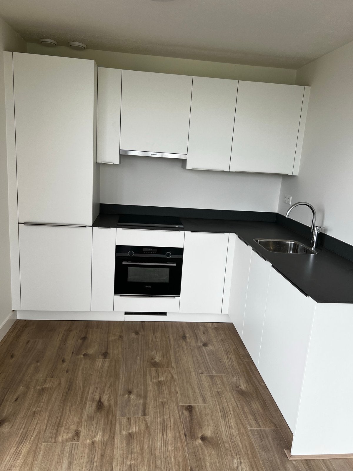 Nieuwe Keller keuken met Siemens apparatuur, Ophalen, Nieuw zonder verpakking, Overige typen