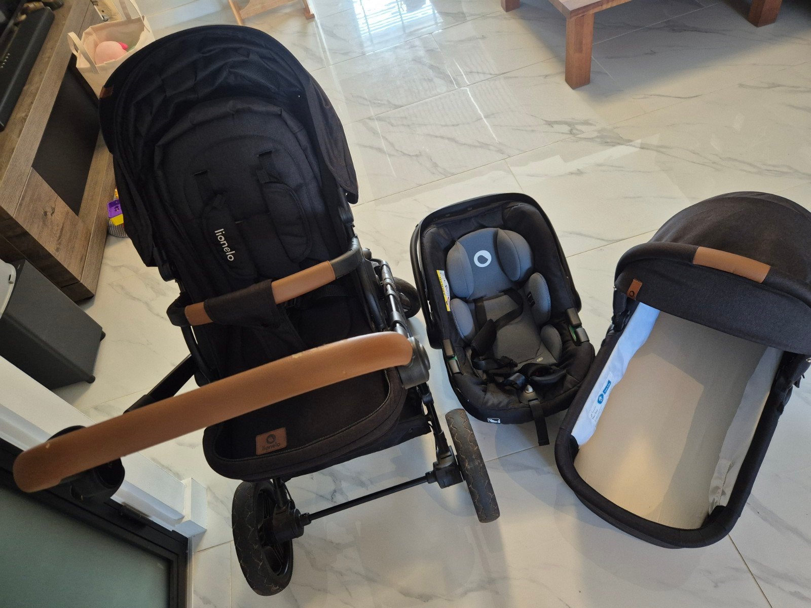 Lionelo compleet – kinderwagen, reiswieg en autostoel, Ophalen, Gebruikt, Overige merken