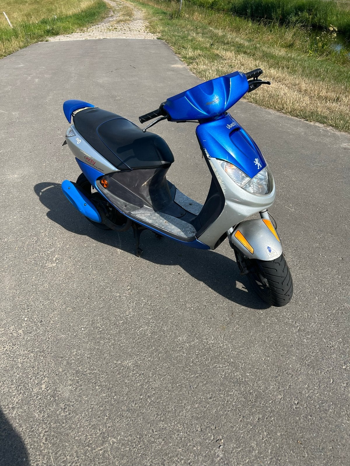 Peugeot Vivacity Scooter - Blauw/Zilver, Gebruikt, Maximaal 45 km/u, Ophalen of Verzenden, Benzine
