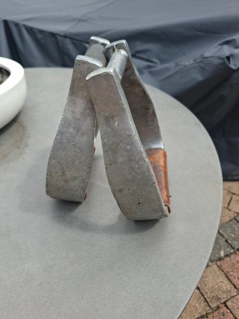 Aluminium western beugels, Dieren en Toebehoren, Paarden en Pony's | Hoofdstellen en Tuigage, Ophalen of Verzenden, Gebruikt, Western