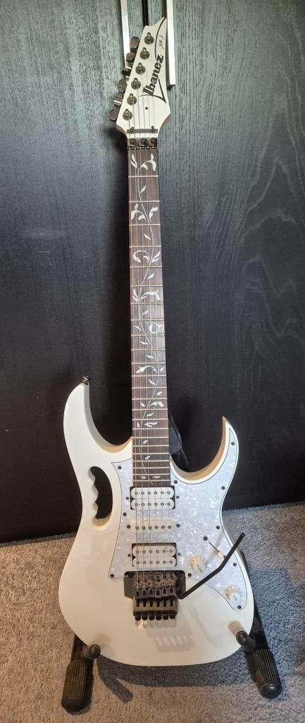 Nieuwe Ibanez JEM jr, de gitaar van Steve Vai, Ophalen, Zo goed als nieuw, Solid body, Ibanez