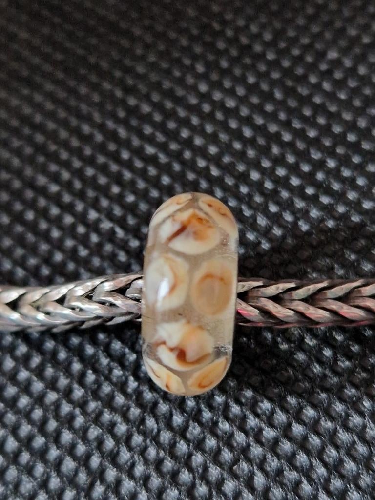 Trollbeads Trollbead Fur dot retired, Sieraden, Tassen en Uiterlijk, Glas of Kristal, Ophalen of Verzenden, Zo goed als nieuw