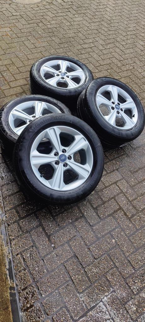 Ford Kuga 17 inch velgen met Continental zomerbanden, Ophalen, Gebruikt