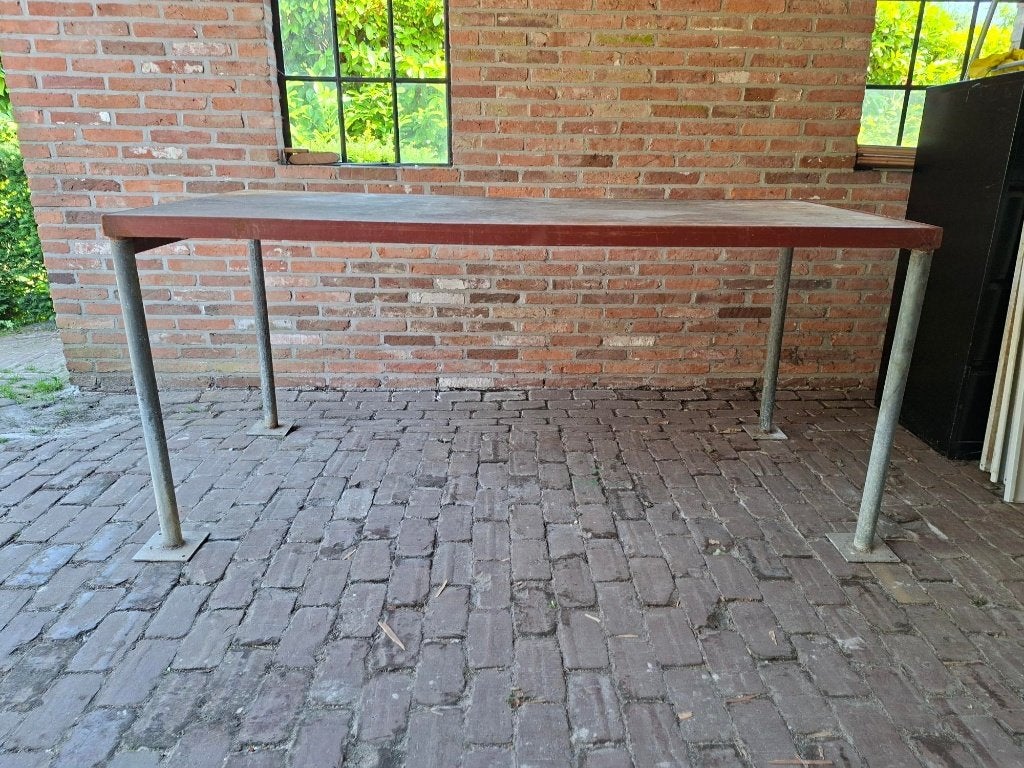 Zeer degelijke industriële werkbank/ werktafel!, Doe-het-zelf en Verbouw, Werkbanken, Ophalen, Gebruikt, 170 cm of meer