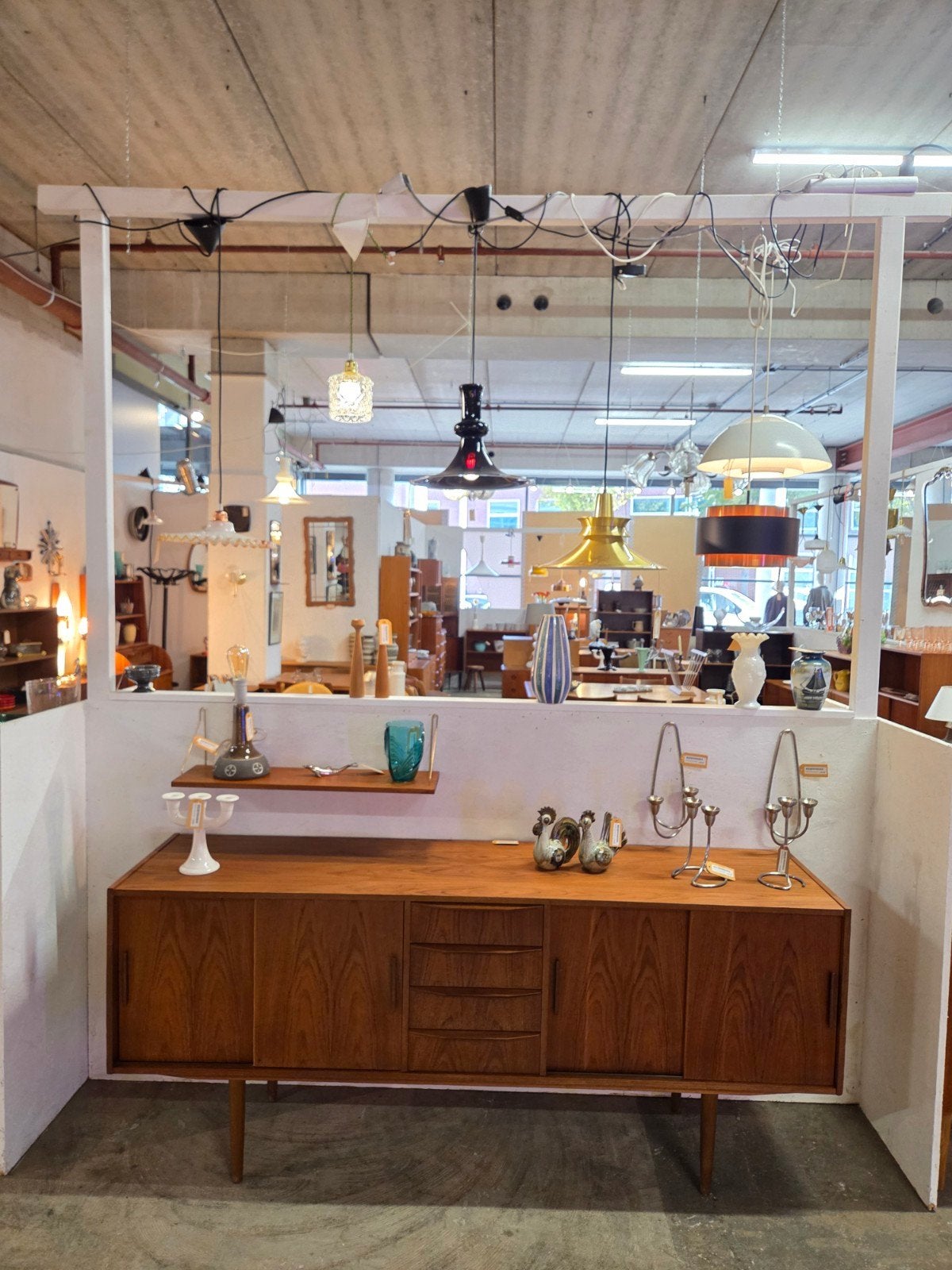 vintage Deens lowboard sideboard dressoir teak, Huis en Inrichting, Ophalen, Gebruikt, Met lade(s), 150 tot 200 cm