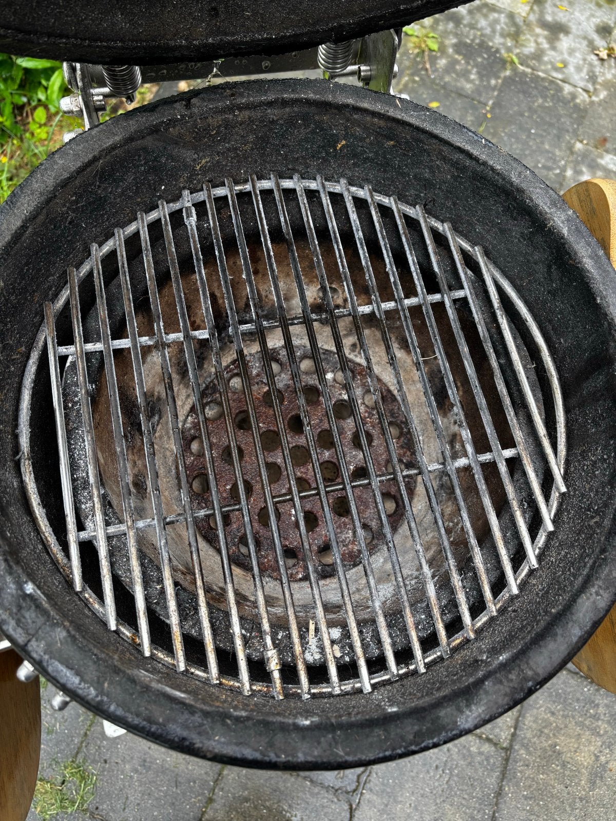 Kamado BBQ met onderstel en zijtafels 15 inch, Tuin en Terras, Barbecue-accessoires, Ophalen of Verzenden, Gebruikt