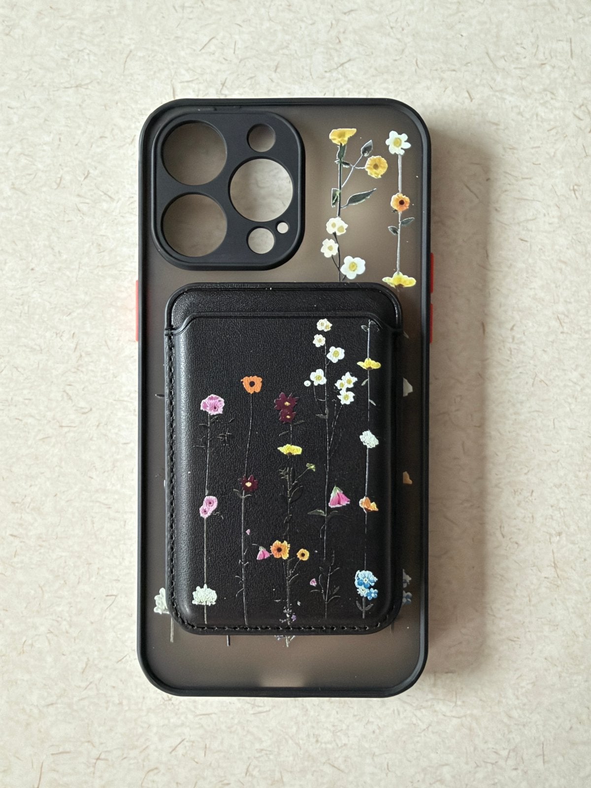 IPhone 15 pro max hoesje met pasjes houder, Ophalen of Verzenden, Zo goed als nieuw
