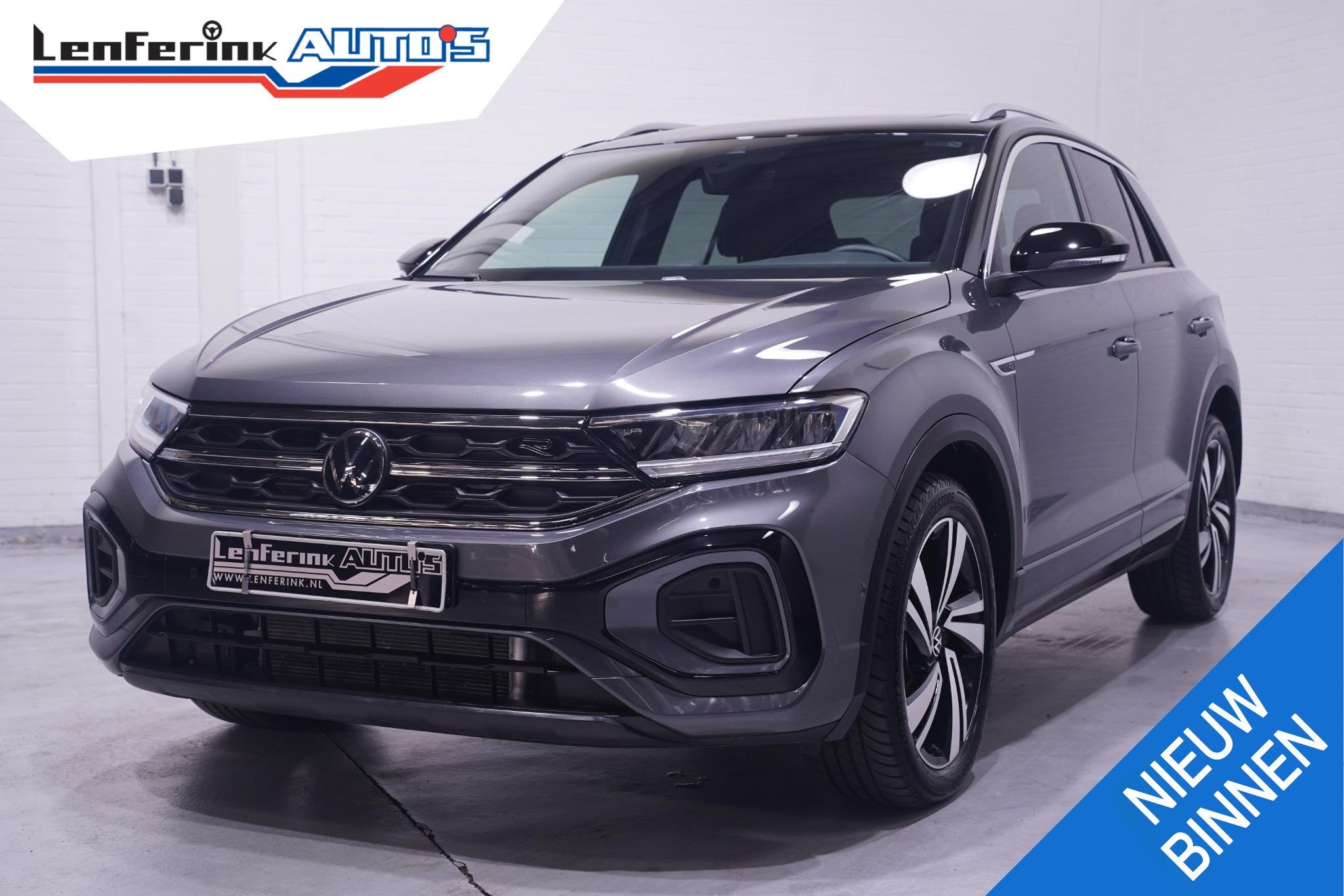 Volkswagen T-Roc 1.5 TSI R-Line Apple Carplay Panoramadak Pr, Auto's, 4 cilinders, 150 pk, Bedrijf, Verwarmde buitenspiegels