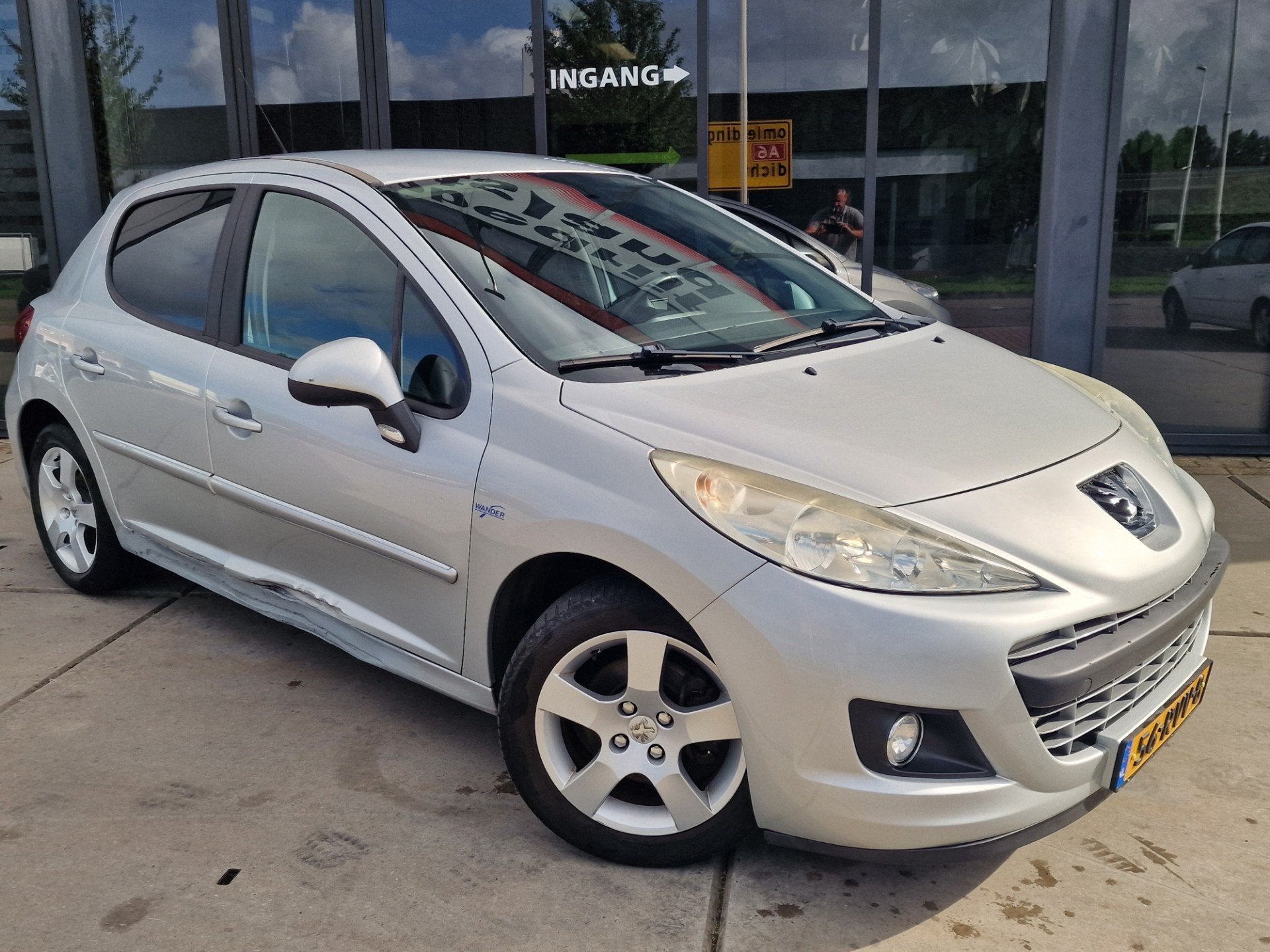 Peugeot 207 1.4 VTi Allure - Trekhaak - Clima - Nieuwe APK, Voorwielaandrijving, Euro 5, 1064 kg, 49 €/maand