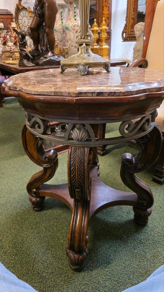 Rijk Bewerkte Notenhouten Franse Tafel met Marmer Blad, Antiek en Kunst, Ophalen