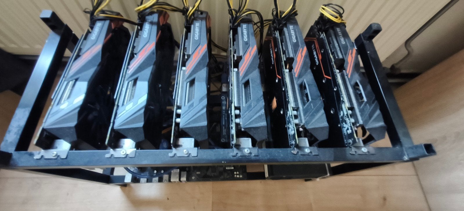 Te koop aangeboden mining rigs, Ophalen