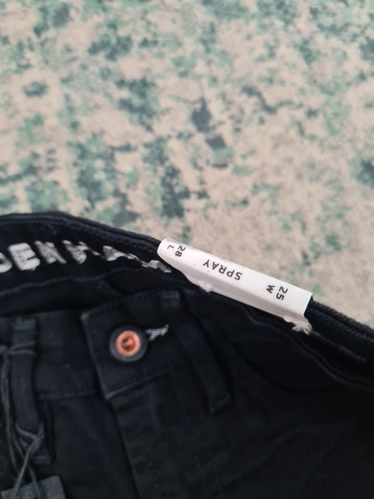 Denham Spray Super Tight Fit W25 L28 Nieuw Zwart Tulsi2528, Denham, Zwart, Nieuw, Ophalen of Verzenden