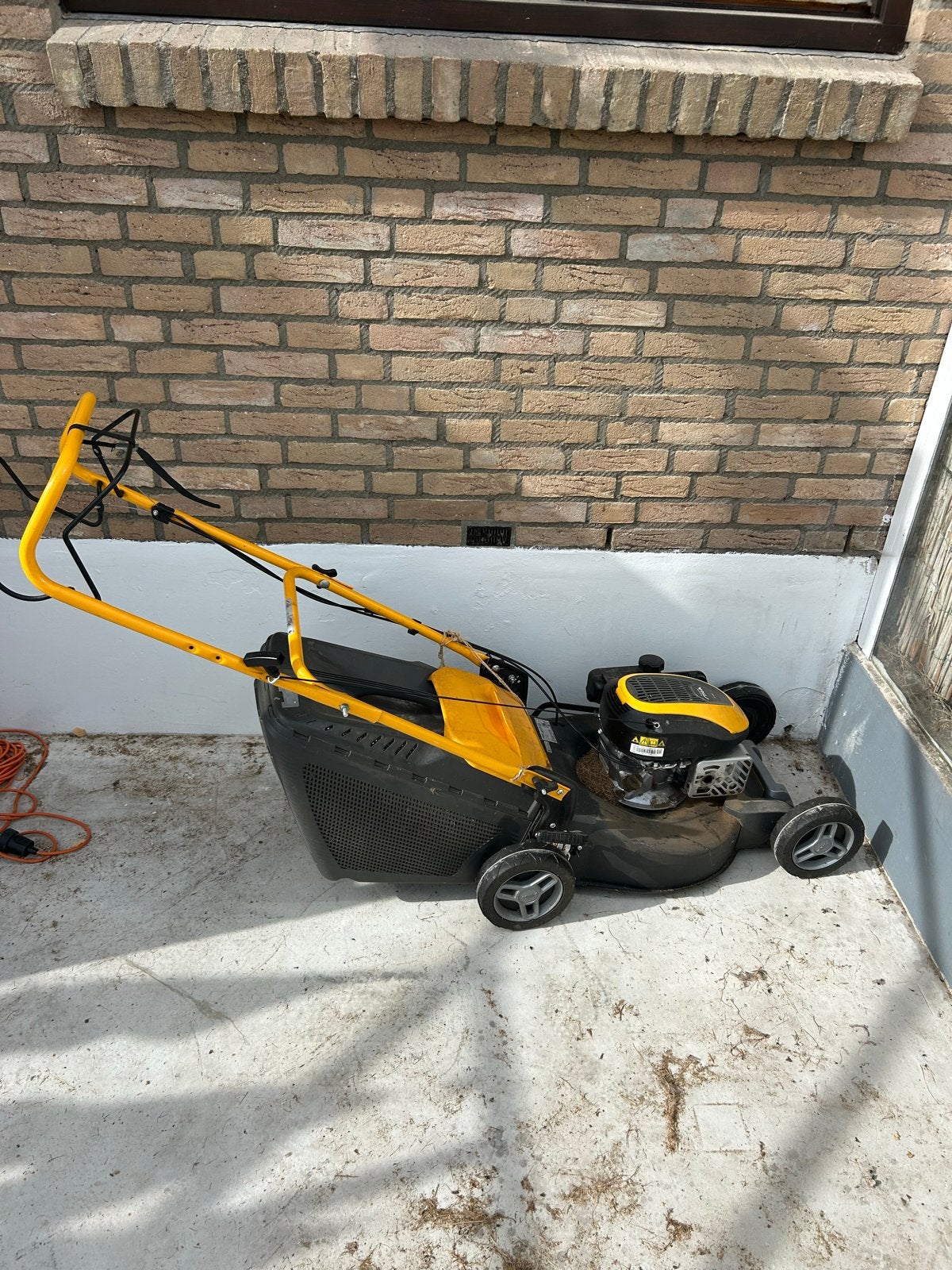 Stiga benzine grasmaaier met opvangbak, Ophalen, Cirkelmaaier, Gebruikt, Opvangbak