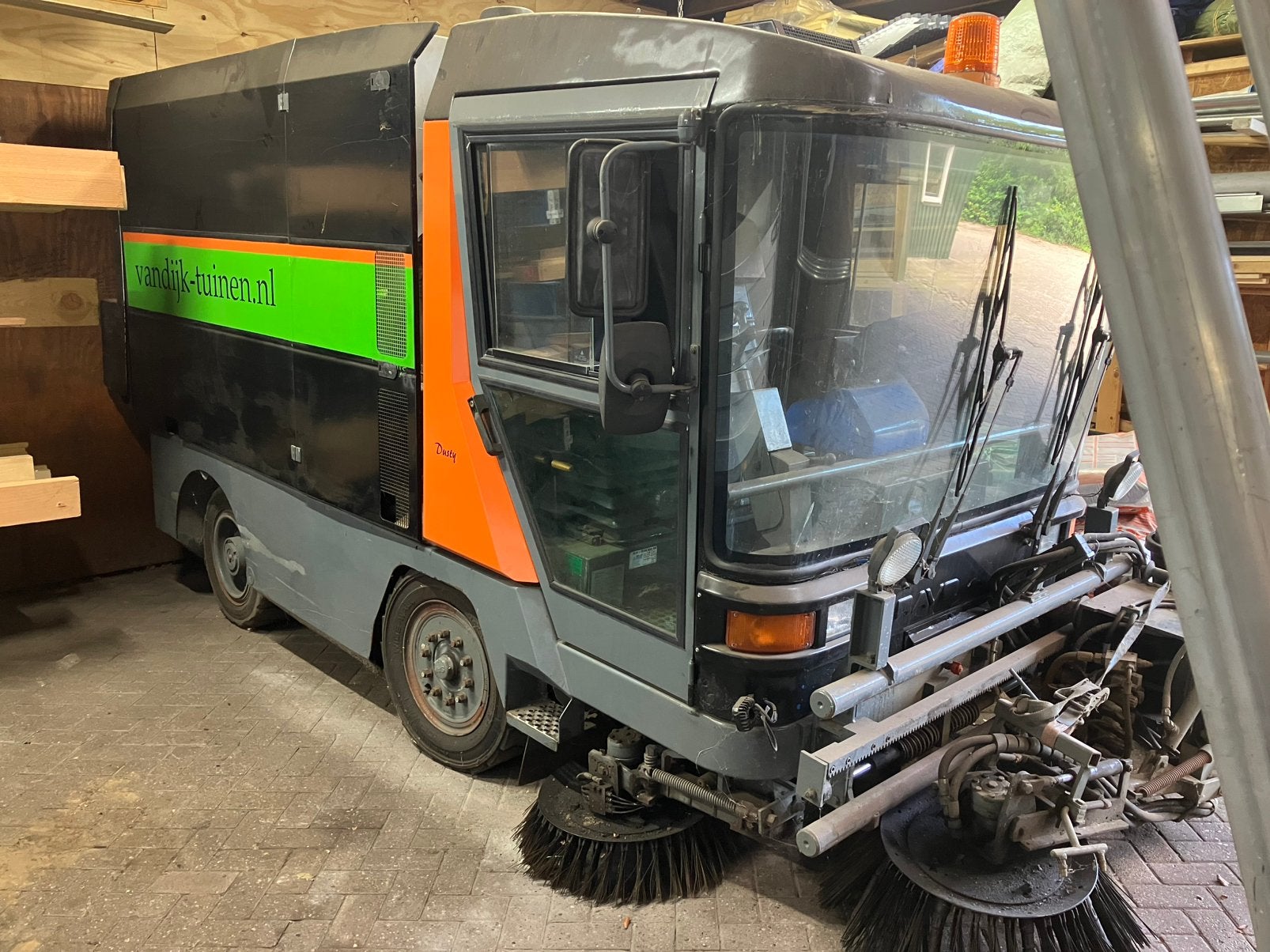 Ravo veegmachine T.e.a.b., Zakelijke goederen, Machines en Bouw | Onderhoud en Reiniging, Ophalen