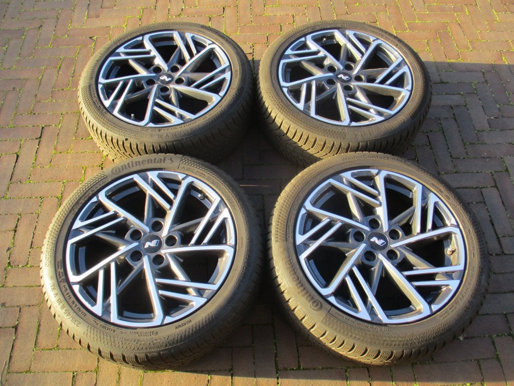 Foto 4 van Orig. Hyundai Kona 18 inch winterbanden N Line tpms IZGST