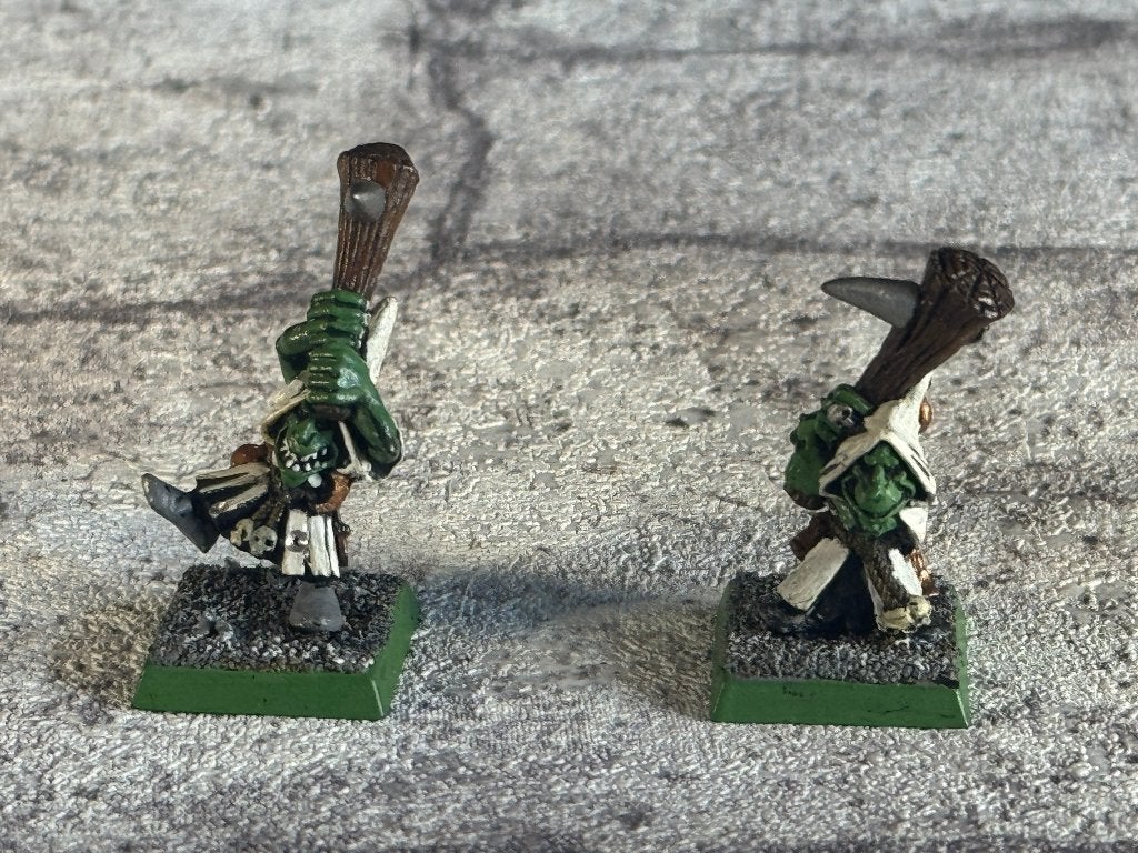 2x Orcs & Goblins Clubbers metal OOP Warhammer Fantasy, Ophalen of Verzenden, Gebruikt, Warhammer, Figuurtje(s)