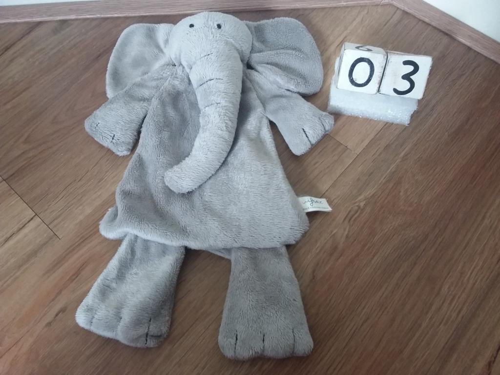 Difrax olifant knuffeldoek 34cm grijs met blauw geel label, Ophalen, Zo goed als nieuw, Olifant