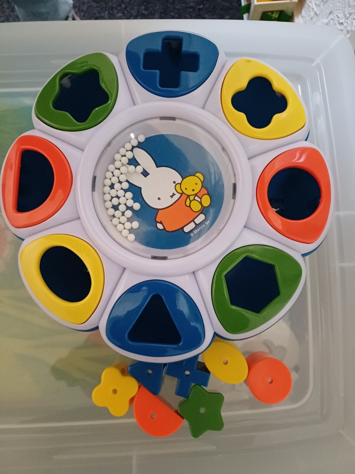 Nijntje vormenstoof met rammelaar, Ophalen of Verzenden, Zo goed als nieuw, Rammelaar
