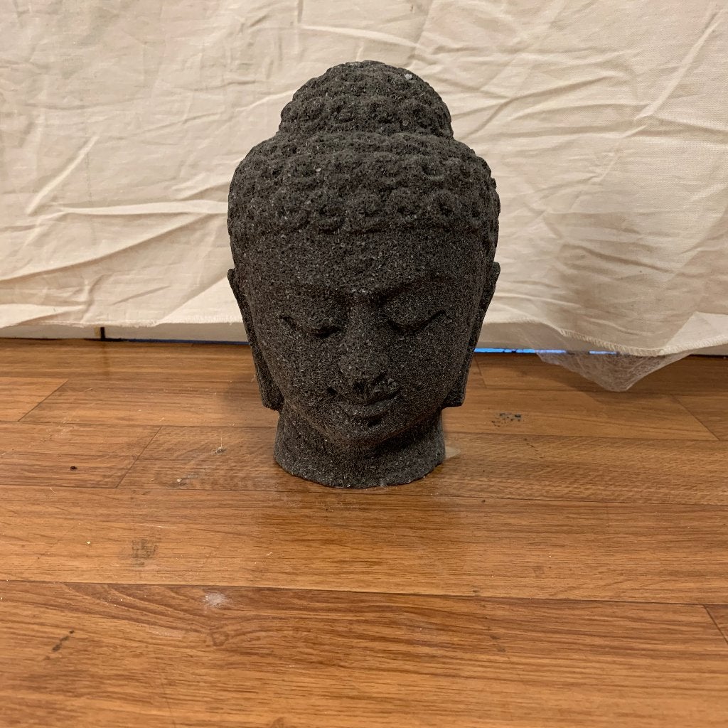 Boeddha hoofd - 20 cm hoog - Lavasteen - Nieuw bij TTM Wonen, TTM Wonen, Meubels – (Perzische) Tapijten en Woonaccessoires, Taag 63, 2491 CS, Den Haag (Forepark)