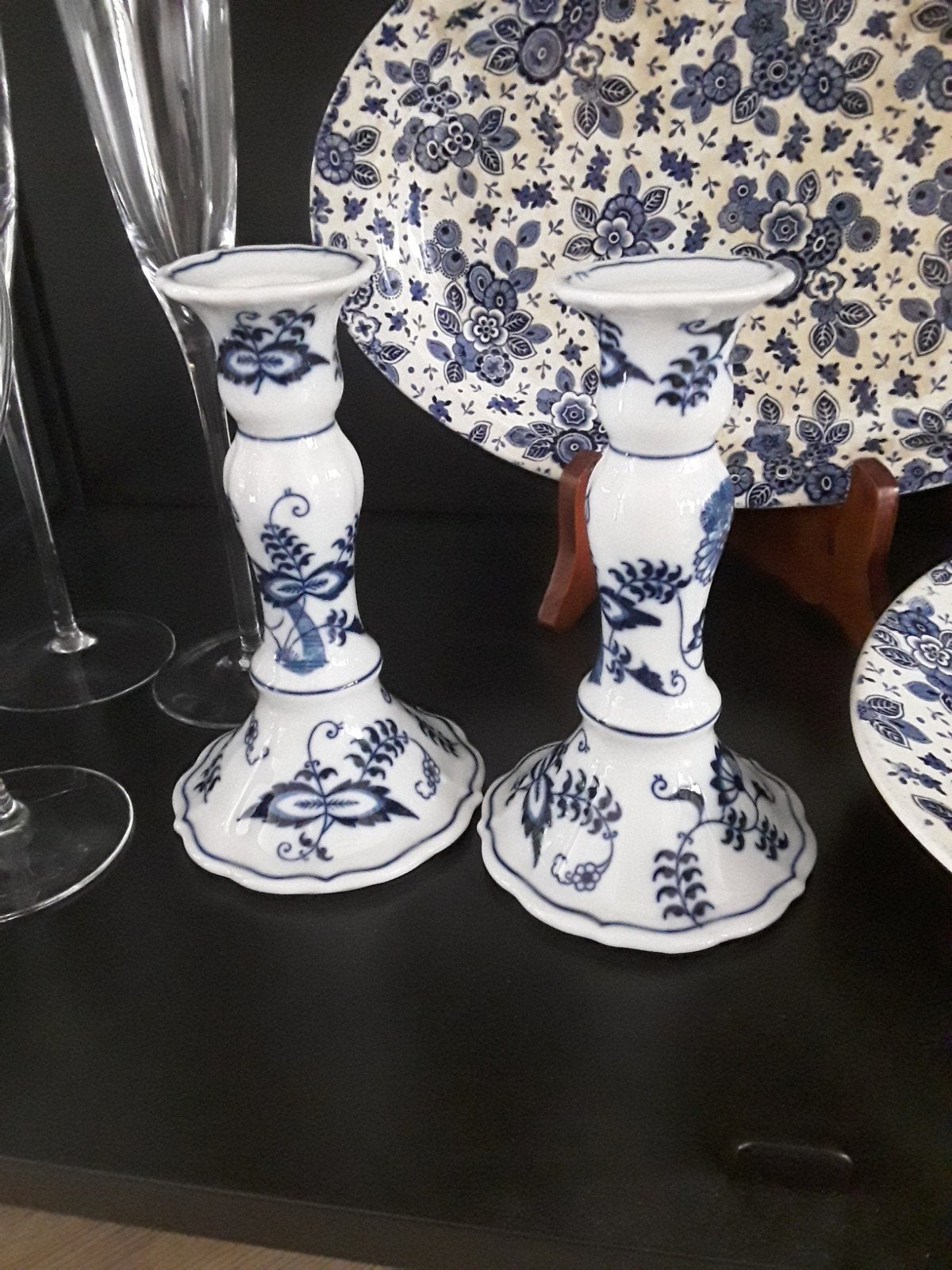 2 blauw witte kandelaars, Ophalen of Verzenden, Keramiek of Aardewerk