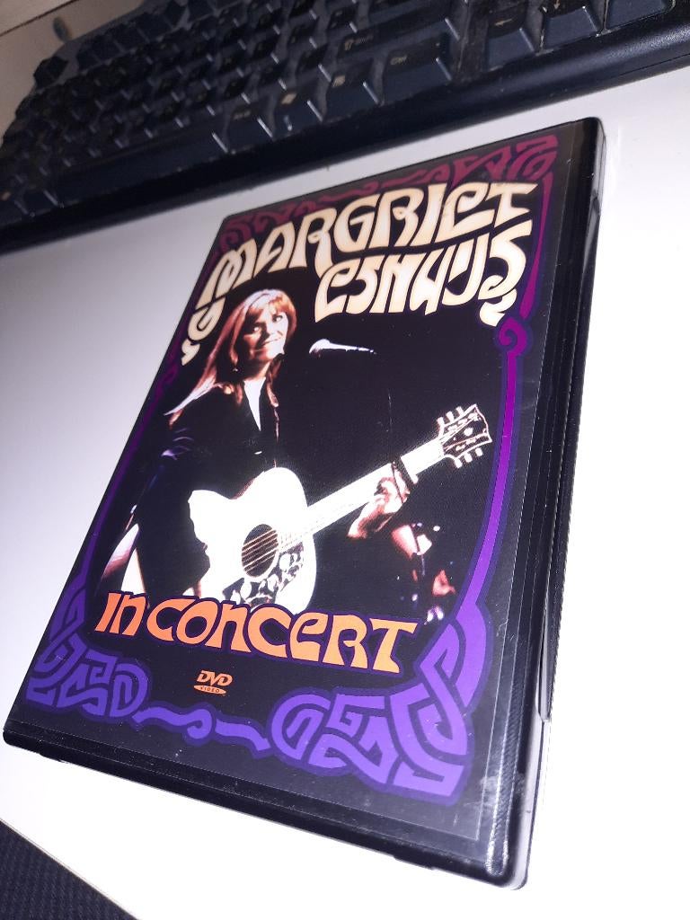 DVD GESIGNEERD Margriet Eshuijs – In Concert, Alle leeftijden, Ophalen, Zo goed als nieuw