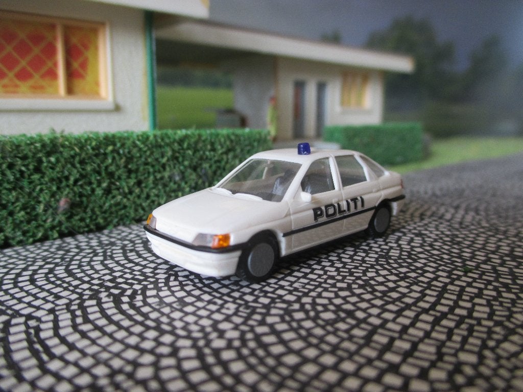 Ford Escort Mk.5 - Praliné POLITI ( Politie ) Denemarken, Ophalen of Verzenden, Nieuw, Auto