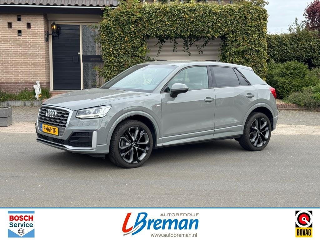 Audi Q2 35 TFSI S-Line automaat trekhaak keyless ACC, Auto's, Audi, 4 cilinders, Leder, Bedrijf, SUV of Terreinwagen