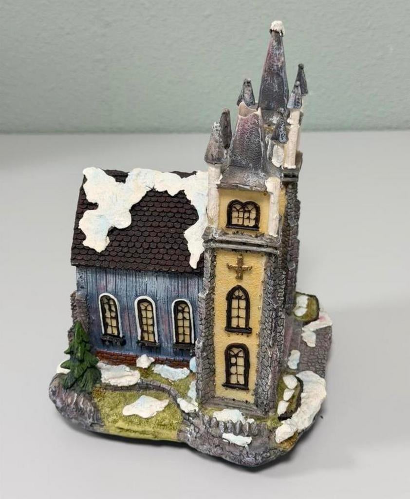 Kerst Kerk / Kathedraal Kerstdorp met Verlichting – 24 cm, Diversen, Gebruikt, Ophalen of Verzenden, H, H