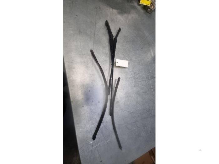 Ruitenwisserarm set van een Audi S4, Gebruikt, -, -, -