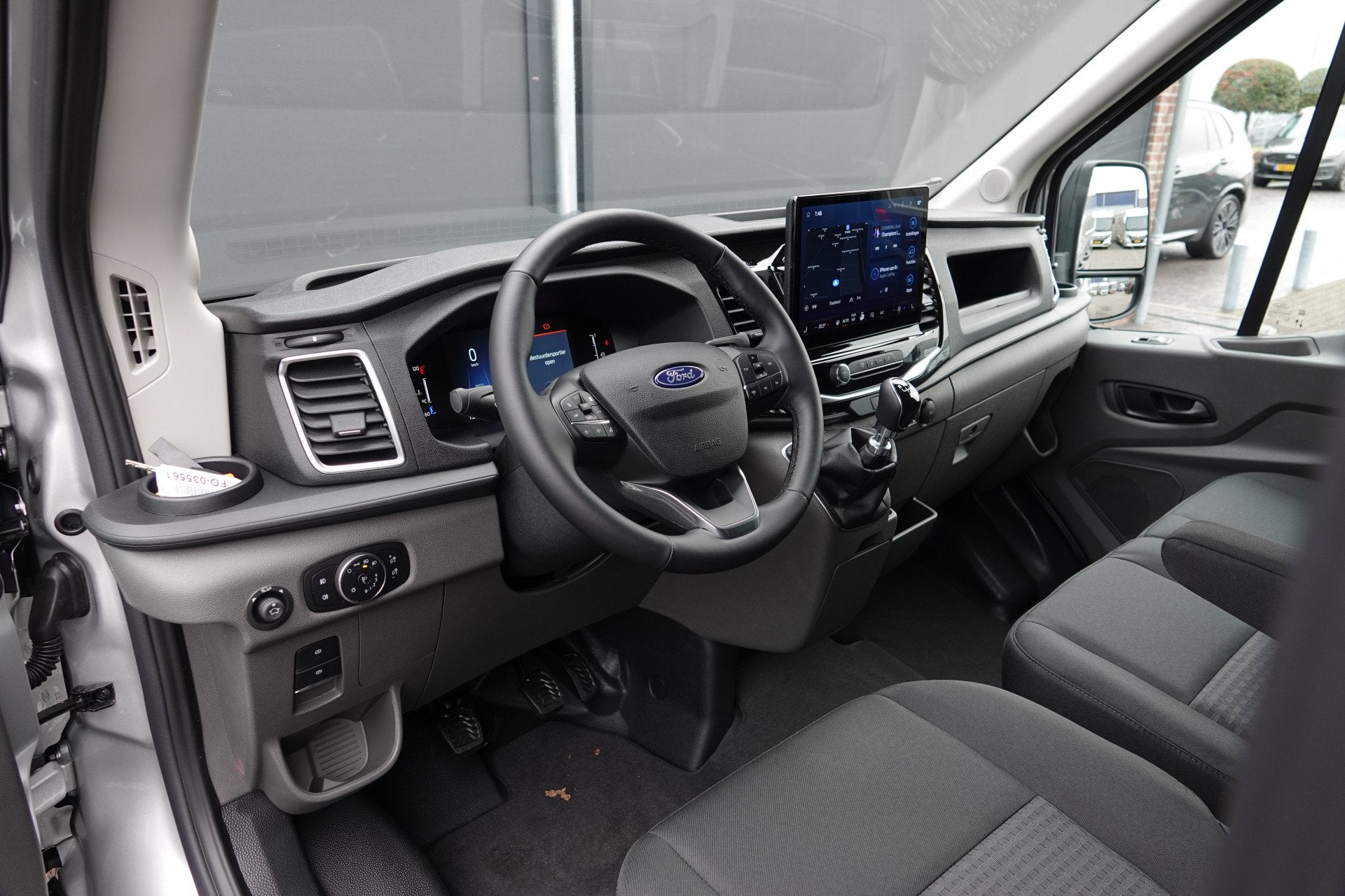 Ford Transit L3H2 | 165Pk | 3.500kg. trekgewicht | 350 | Rap, Voorwielaandrijving, 12 maanden, Stof, Zwart