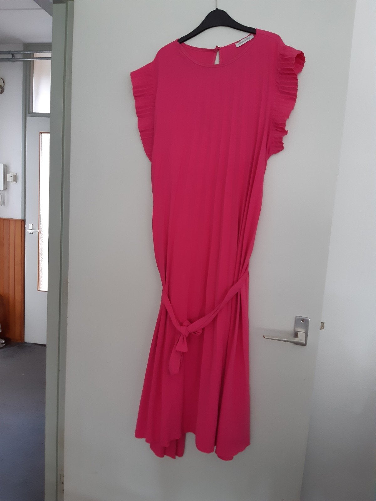 roze jurk, Kleding | Dames, Jumpsuits, Ophalen, Zo goed als nieuw, Maat 46/48 (XL) of groter, Roze