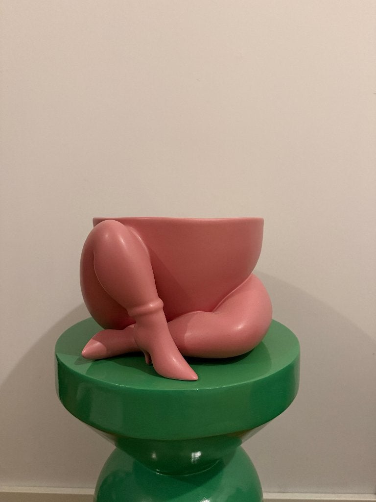 Parra x Case Studyo – Heeled Two Legged Planter–Pink edition, Ophalen of Verzenden, Vaas, Roze, Steen/keramiek