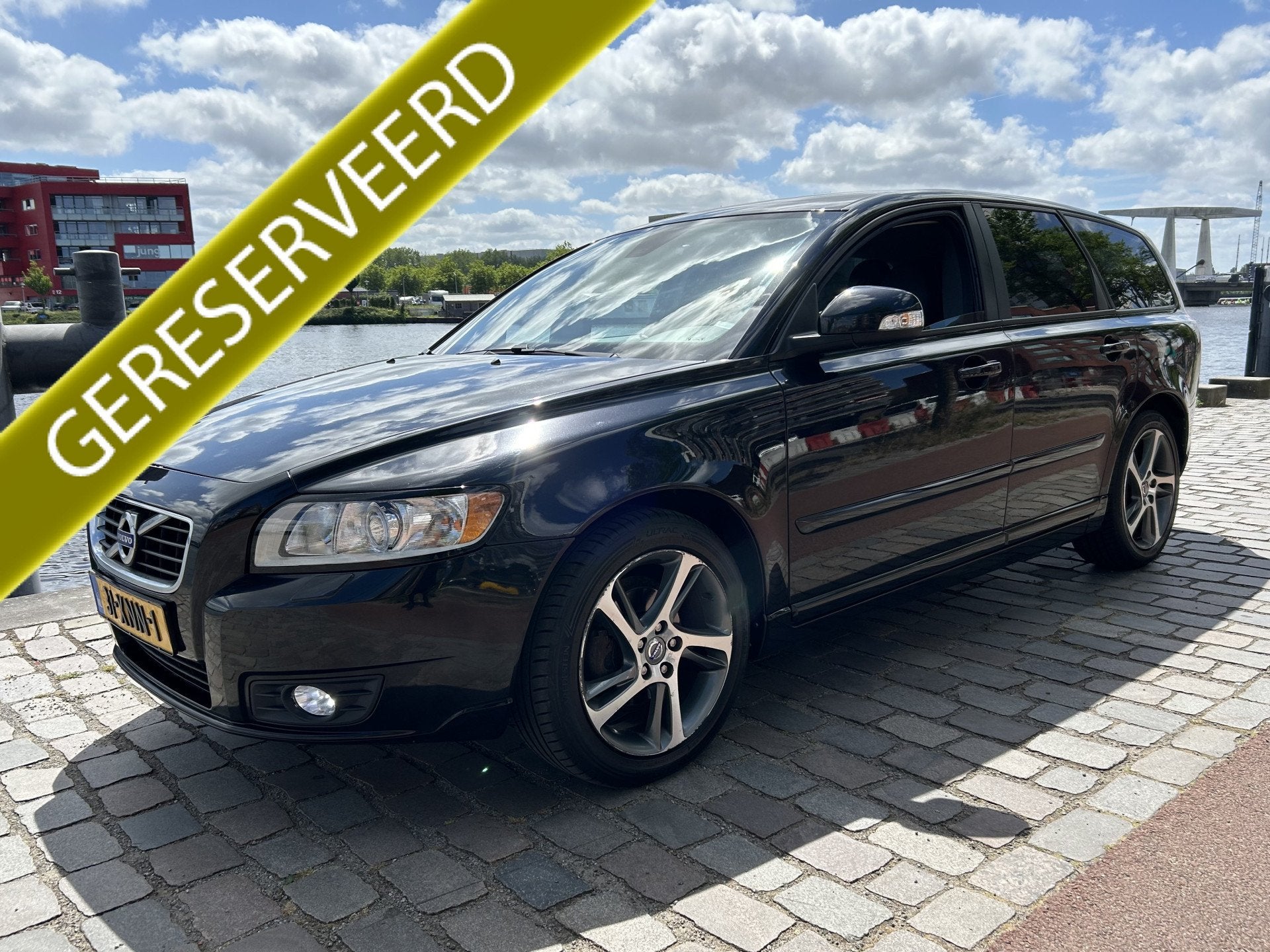 Volvo V50 2.0 Limited Edition Navi Airco/ecc leder int, Auto's, Gebruikt, 4 cilinders, Automatische klimaatregeling, Zwart