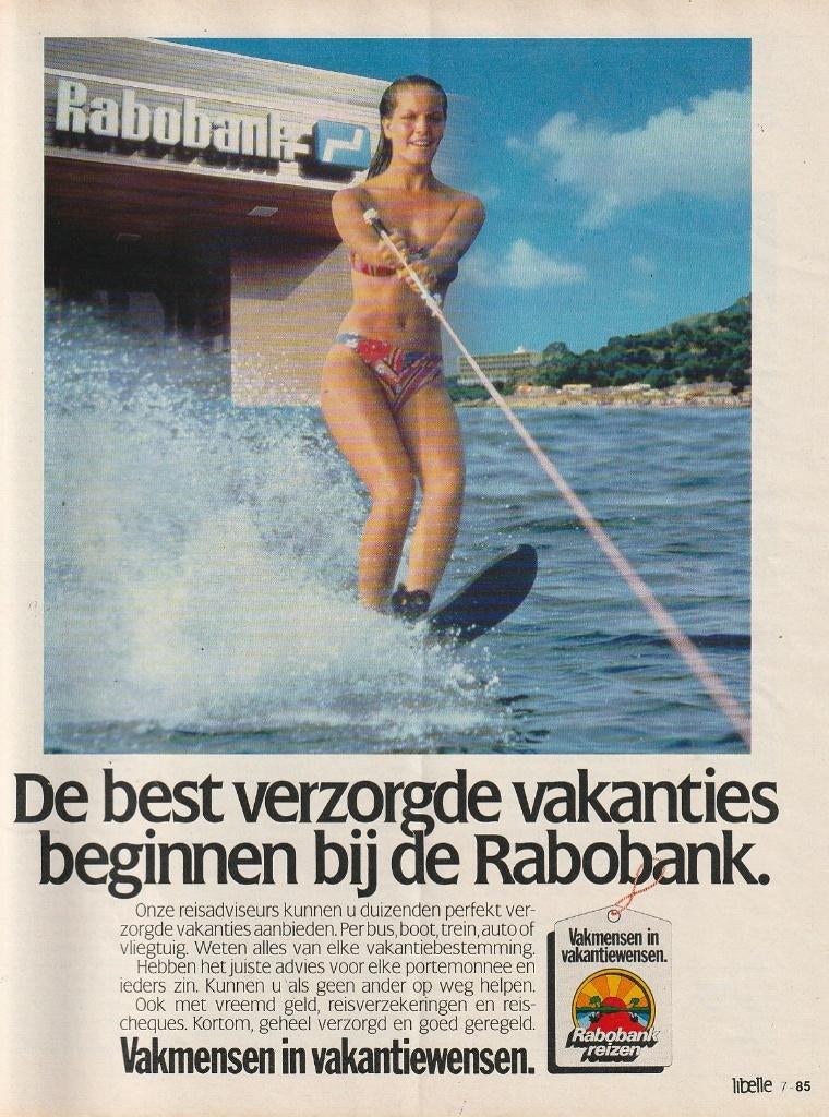 Retro reclame 1984 Rabobank vrouw in bikini waterski, Verzamelen, Retro, Verzenden, Overige typen