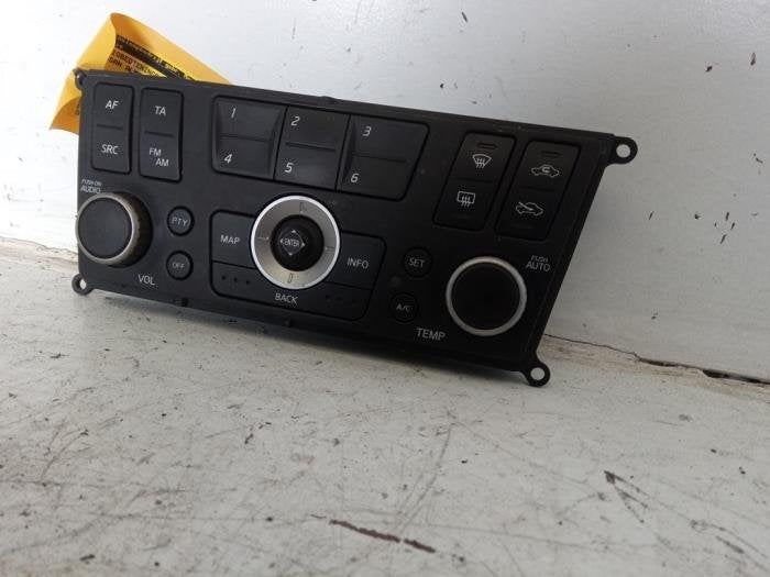 Radiobedienings paneel van een Nissan Almera Tino, Auto-onderdelen, Gebruikt, -, -, Ophalen of Verzenden
