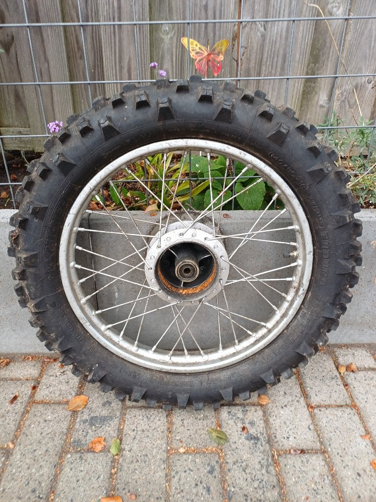 Honda mtx velg 18inch met crossband michelin 140/80/18, Fietsen en Brommers, Ophalen of Verzenden, Zo goed als nieuw, Overige typen