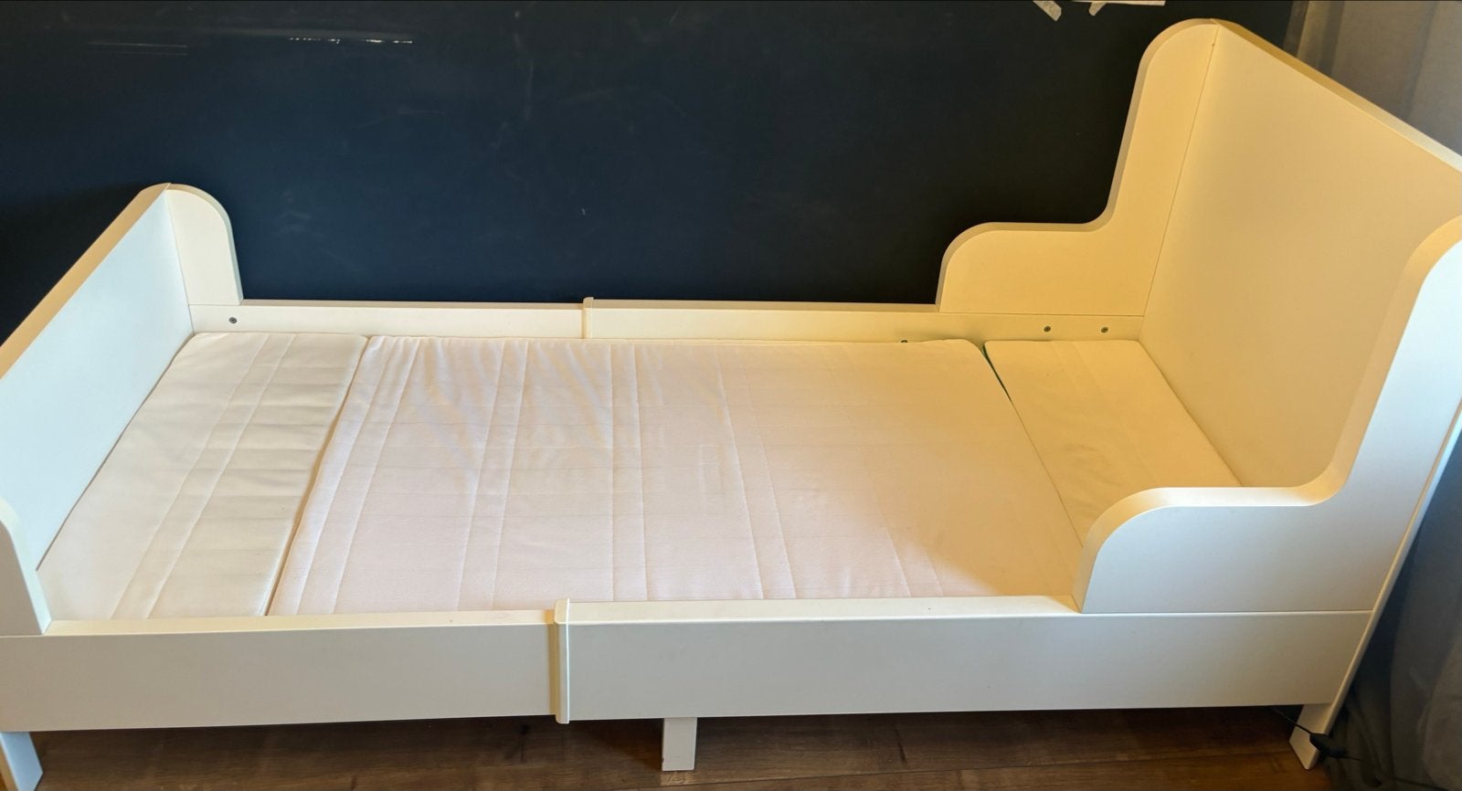 IKEA meegroeibed met matras en peuter dekbed, Ophalen, Eenpersoons, Wit, 190 cm of minder