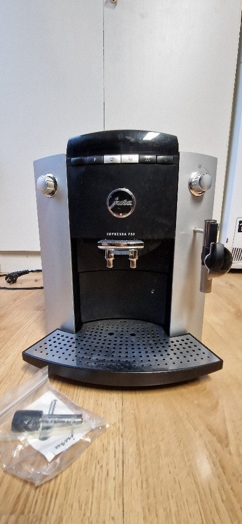 Jura Impressa F50 Espresso Apparaat - Gebruikt, Witgoed en Apparatuur, Koffiezetapparaten, Ophalen, Gebruikt, Espresso apparaat