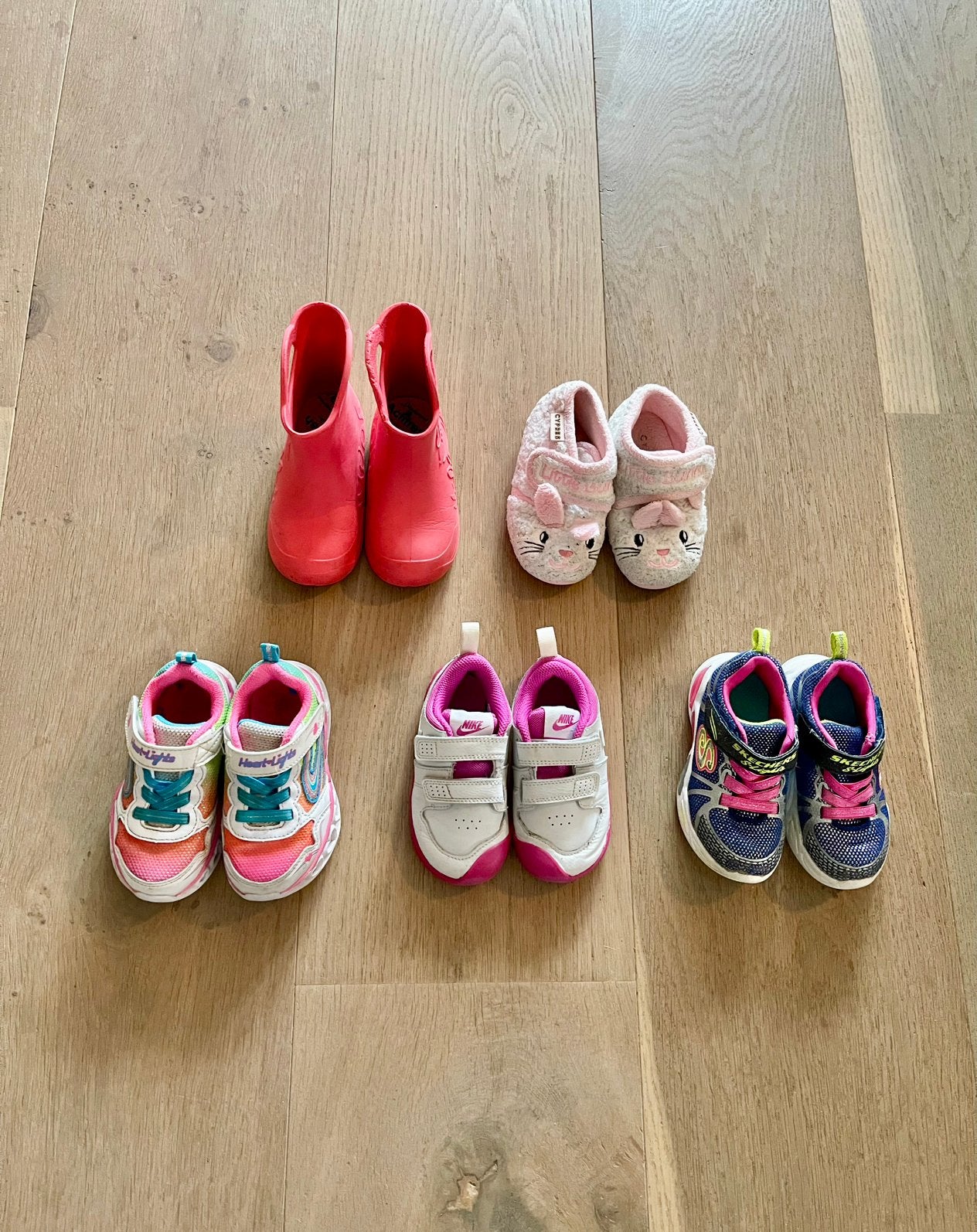 🌸 Meisjes merk schoenen pakket maat 23 ☀️ Nike/Skechers 🌸, Gebruikt, Meisje, Schoenen, Ophalen of Verzenden