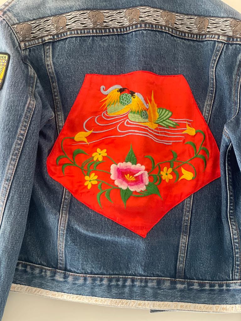Vintage gepimpt Levi's spijkerjasje, Kleding | Dames, Blauw, Ophalen of Verzenden, Jasje, Maat 36 (S)