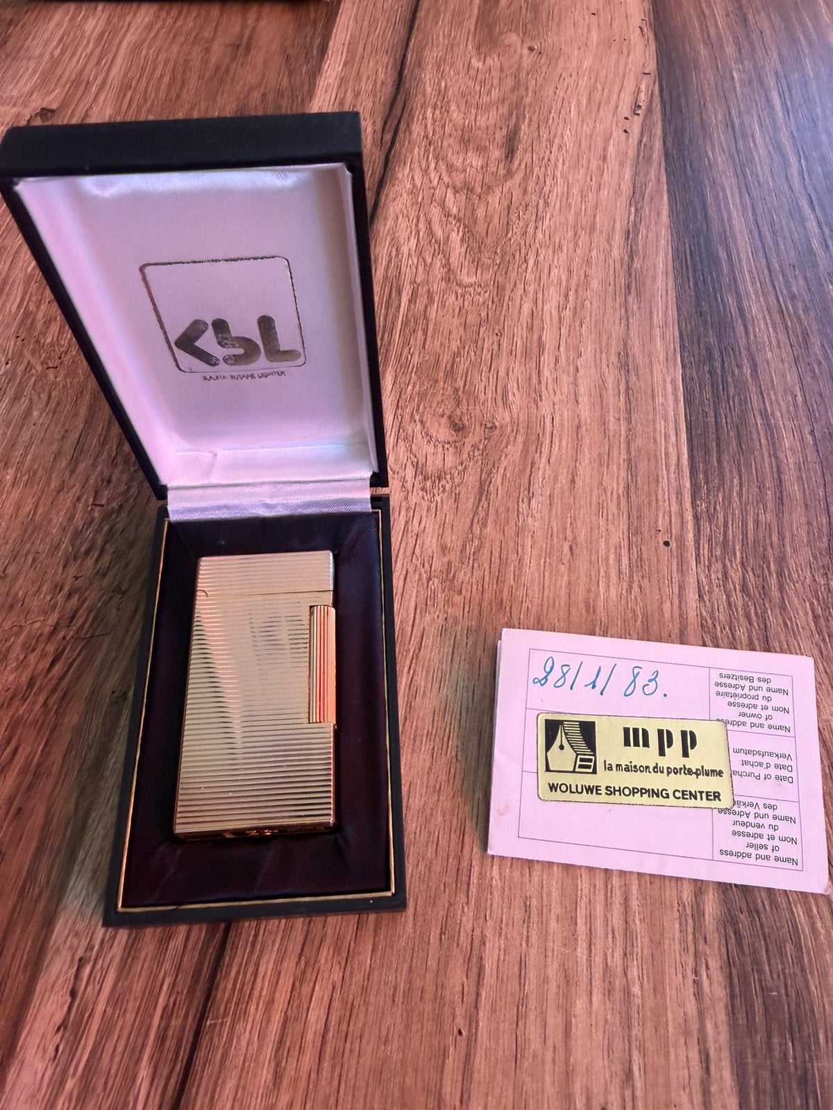 Kbl thin de luxe aansteker in topstaat, Ophalen of Verzenden, Zo goed als nieuw, Zwart, Handen en Nagels