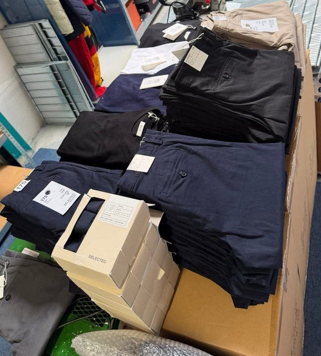 Selected Homme partij handel, Ophalen of Verzenden, Nieuw, Overige maten