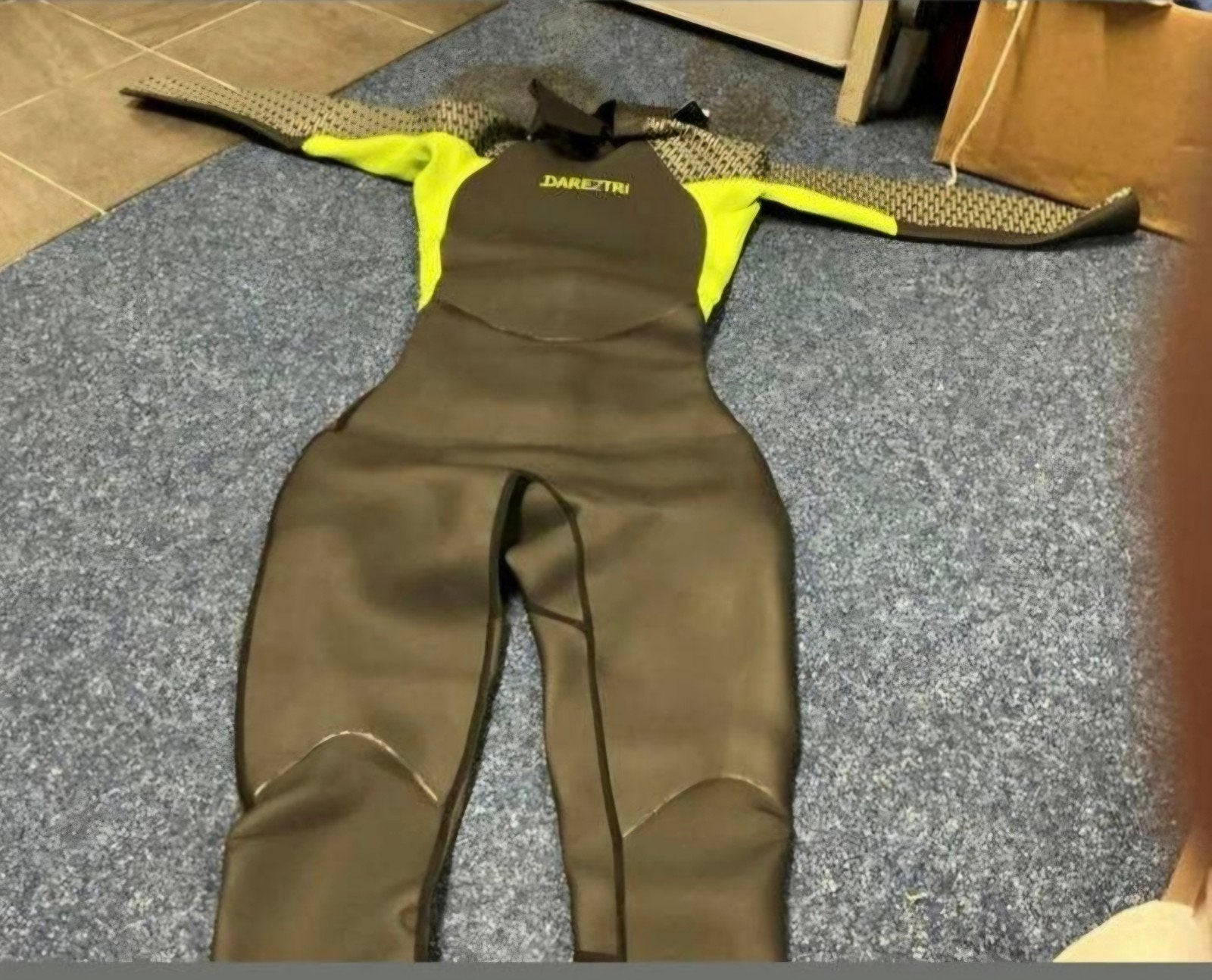 Zwemwetsuit maat MT, Verzenden