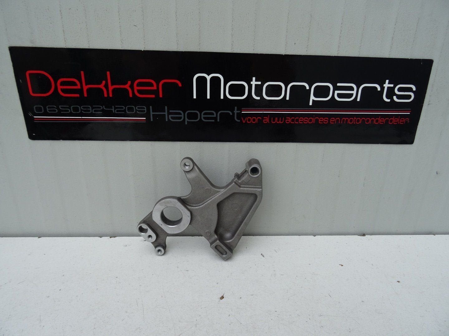 Remklauw Bracket achter Yamaha YZF R1 2015-2016-2017-2018 >, Motoren, Onderdelen | Yamaha, Gebruikt, -, -, Ophalen of Verzenden