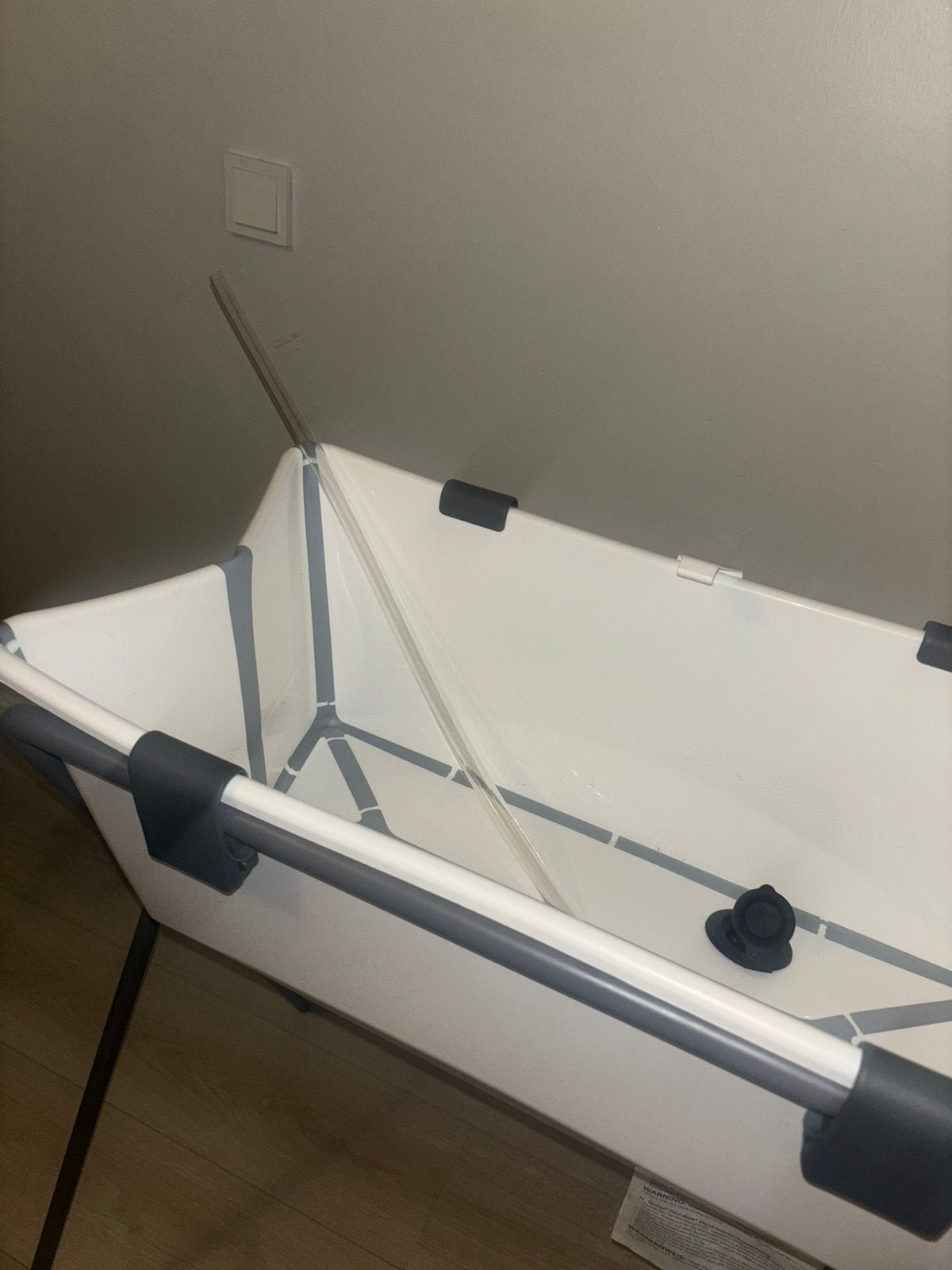 Stokke fexi bath met standaard NIEUW, Witgoed en Apparatuur, Zonnebanken en Gezichtsbruiners, Ophalen, Zo goed als nieuw, Zonnebank enkelzijdig