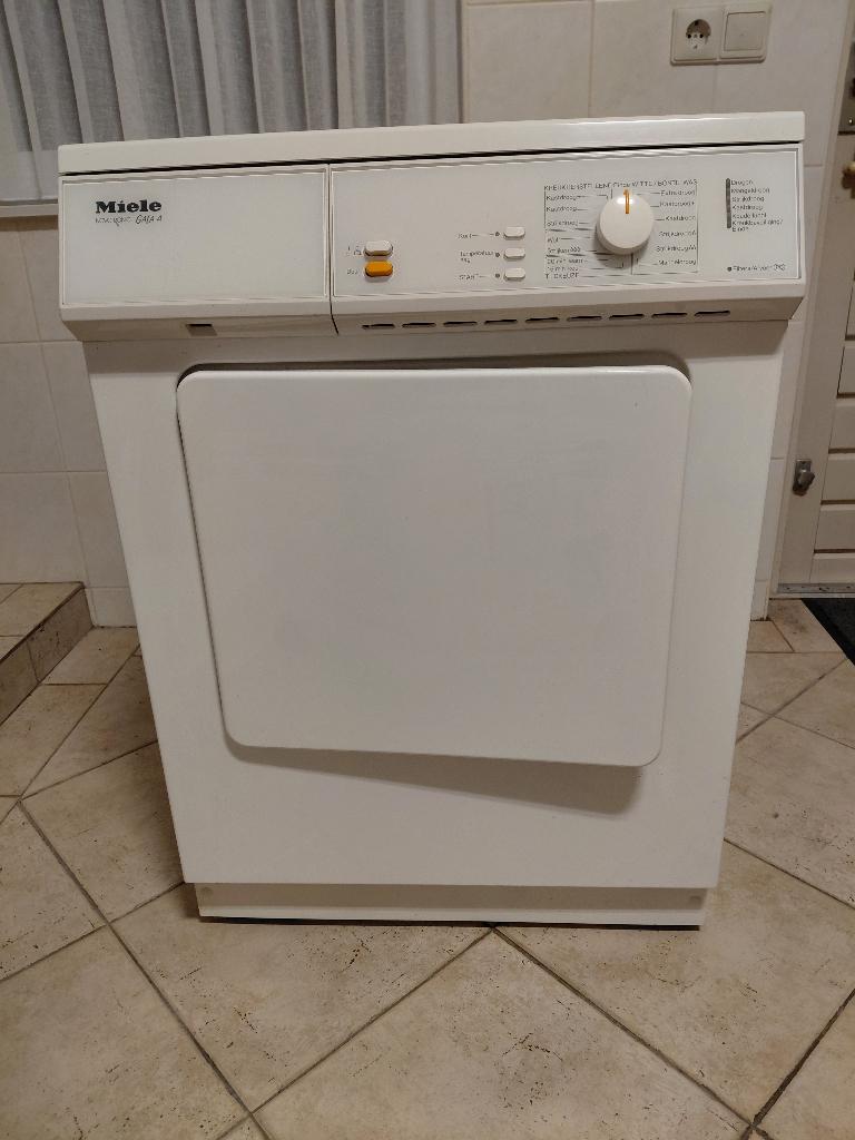 Miele droger met afvoer, Ophalen, 6 tot 8 kg, Gebruikt, Luchtafvoer