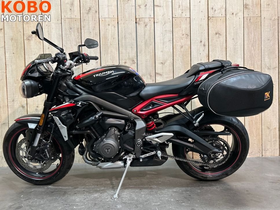 TRIUMPH STREET TRIPLE R (bj 2020), Motorrijbewijs A, Bedrijf, 765 cc, Meer dan 35 kW